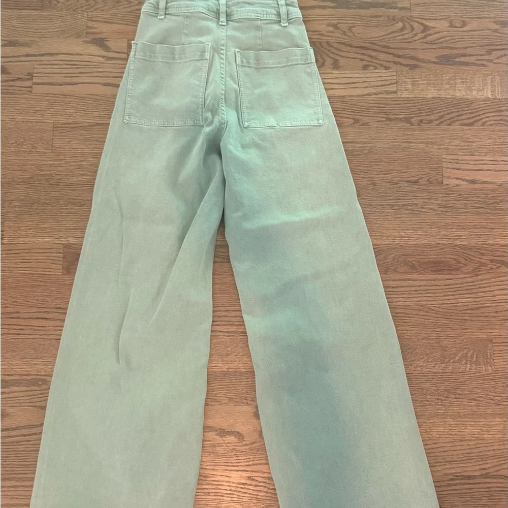 Zara Mint Green High-Waist Jeans